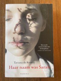 0f6e75d7-596e-437f-adc8-102317d60e83-25402-00000666f2bfddff_file Tatiana de Rosnay - Haar naam was Sarah