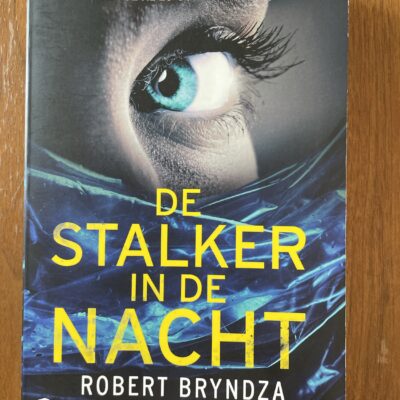 Robert Bryndza - De stalker in de nacht Robert Bryndza - De stalker in de nacht