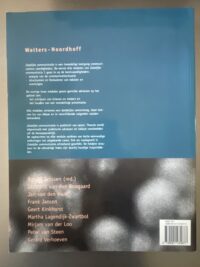 zakelijke-communicatie-achterkant.jpg Achterzijde van het studieboek Zakelijke communicatie
