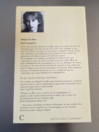 op-de-rug-gezien-achterkant-softcover.jpg Achterzijde van de paperback Op de rug gezien door Margriet de Moor