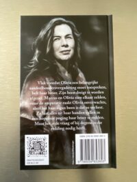 Achterzijde van het boek Broer door Esther Gerritsen