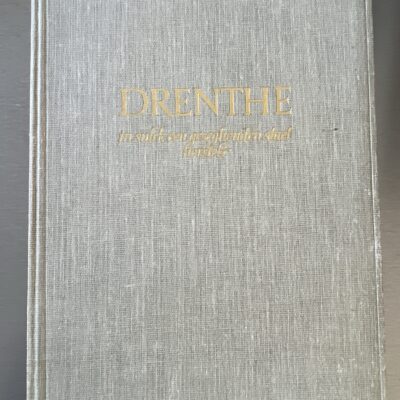 Historisch boek Drenthe in sulck en geseghenden staet herstelt door Dr. K. van Dijk linnen band