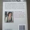 nooit-alleen-loes-den-hollander-achterkant-softcover.jpg Achterzijde van de paperback Nooit alleen door Loes den Hollander