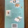 Achterkant met de samenvatting van de paperback Mees Kees In de gloria