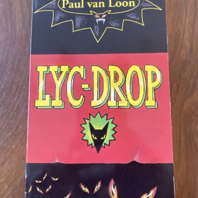 lyc-drop-paul-van-loon-kinderboekenweekgeschenk-1997-9789074336352-front.jpg Voorkant van het Kinderboekenweekgeschenk 1997 Lyc-drop door Paul van Loon