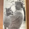 Achterkant van het Engelstalige boek CATegories door Rosalie Mander met beschrijving