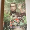 Voorkant van de paperback Vroeger is dood door Inez van Dullemen uitgeverij Querido