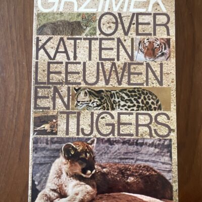 Voorkant van het boek Grzimek over katten leeuwen en tijgers - Prisma Kennis en Ontwikkeling nummer 1654