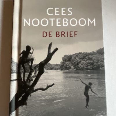 Voorkant van het hardcover miniboekje De brief door Cees Nooteboom