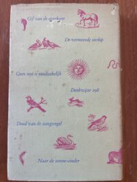 Achterkant met ouderdomssporen van het literaire boek Poging tot instinct