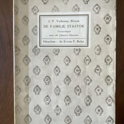 De familie Stastok - Voorkant boekomslag door J.P. Valkema Blouw