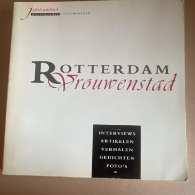 Rotterdam Vrouwenstad jubileumboek Rotterdamse Vrouwenraad - Voorkant boekomslag paperback 1986